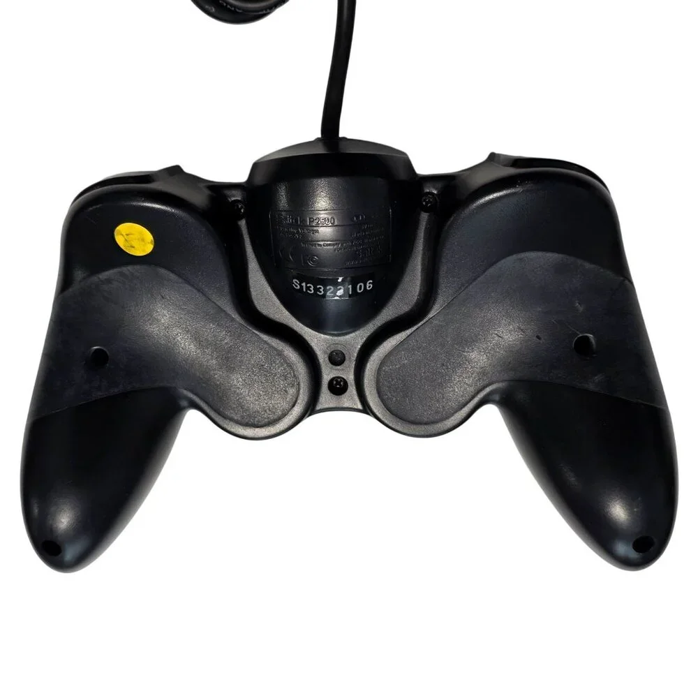 Saitek Rumble Force Wired Game Controller P2500 USB PC Gaming Gameplay Analog